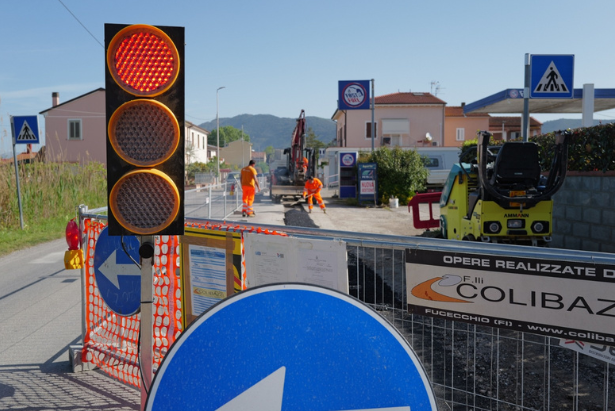 Lavori Acque via Dini 04